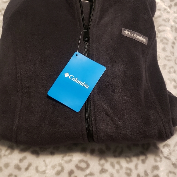 Columbia Sweater - Picture 5 of 7